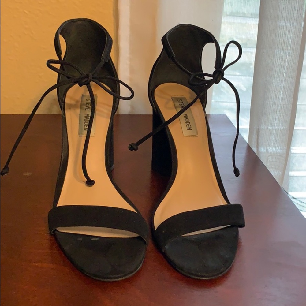 Black sandals